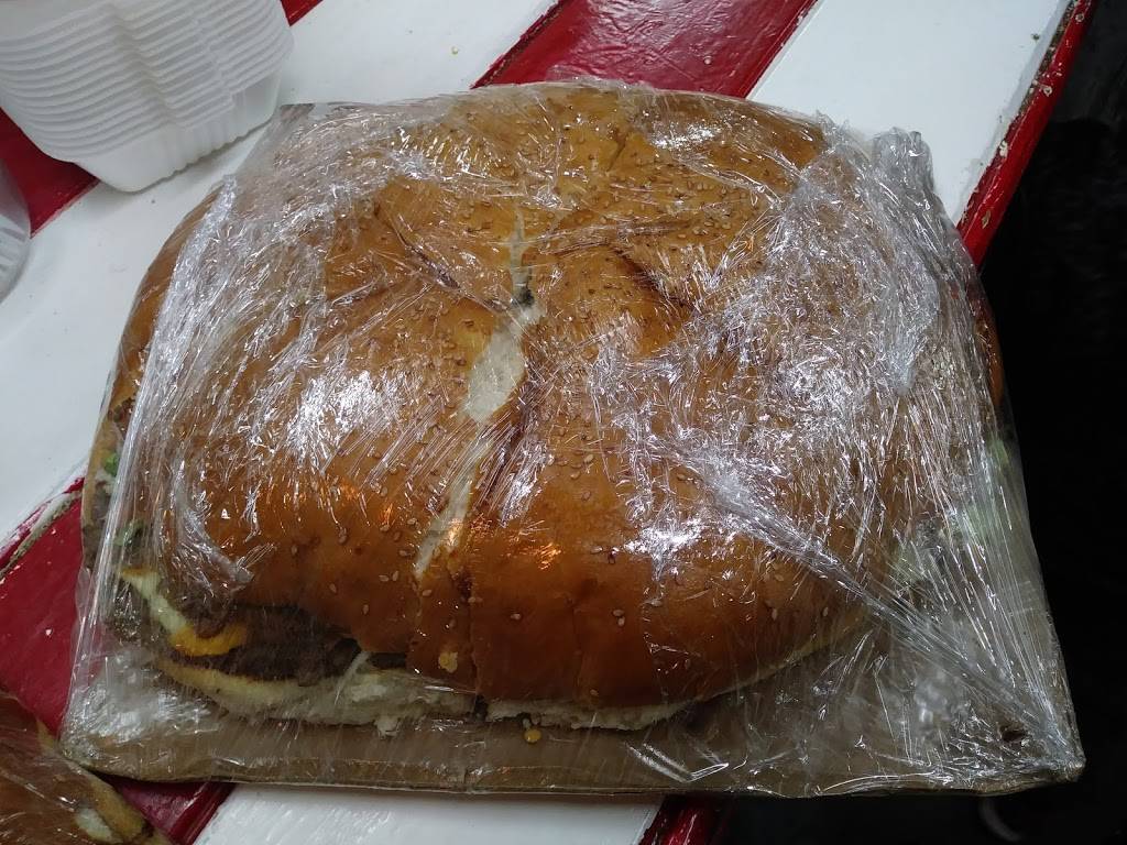 La Casa del Hot Dog y La Hamburguesa | restaurant | José María Morelos y Pavón 172, Chapultepec, 22785 Ensenada, B.C., Mexico | 016461316674 OR +52 646 131 6674