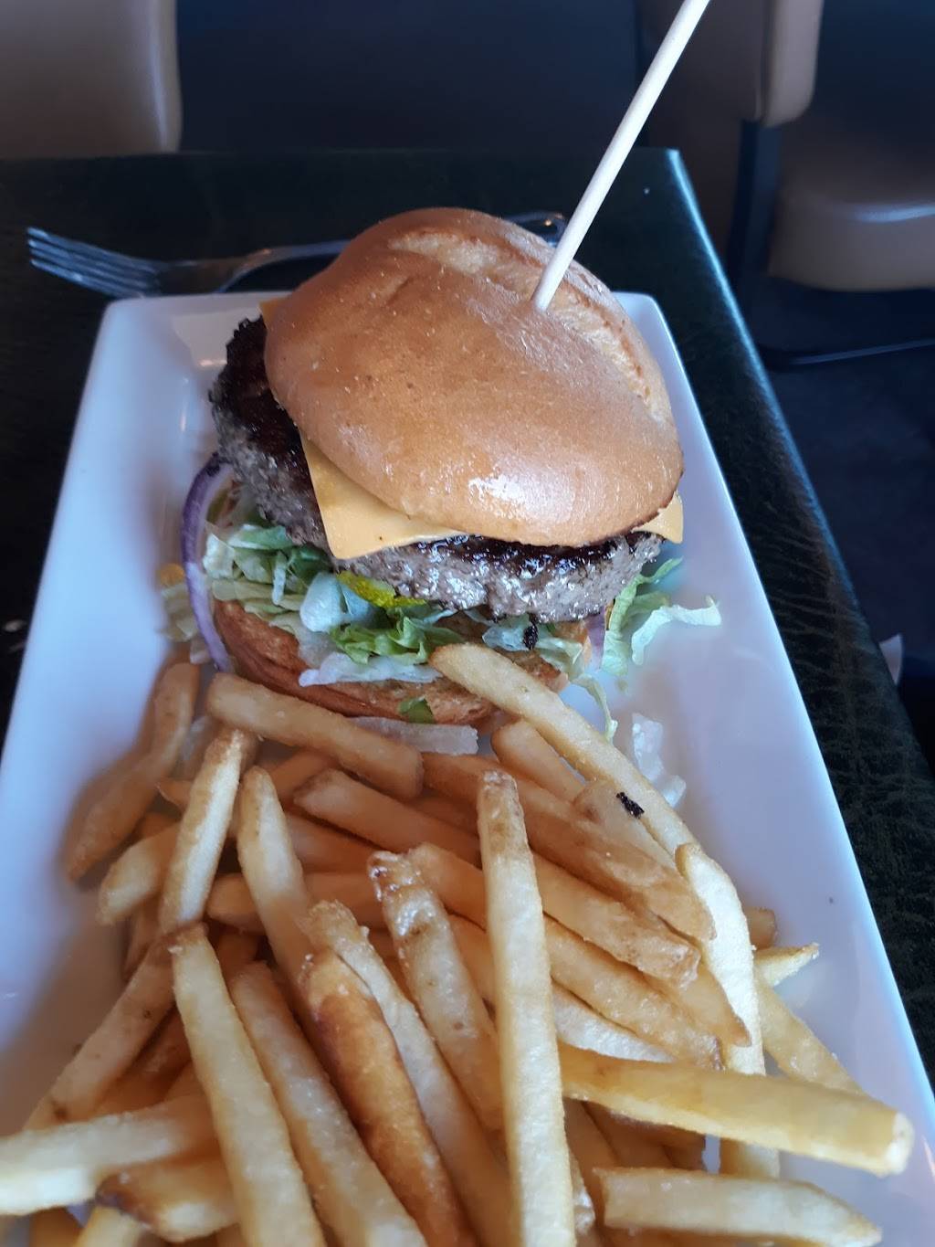 Ruby Tuesday | restaurant | 942 Meramec Station Rd, Valley Park, MO 63088, USA | 6368256330 OR +1 636-825-6330