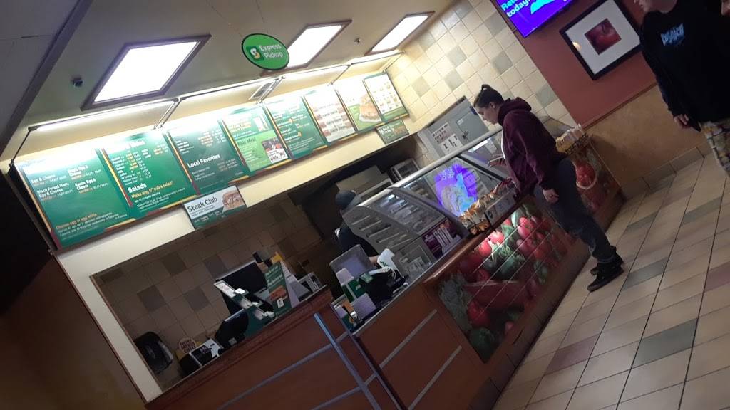 Subway | restaurant | Settlers Village Shopping Center, 1912 CA-65 #240, Wheatland, CA 95692, USA | 5306332380 OR +1 530-633-2380