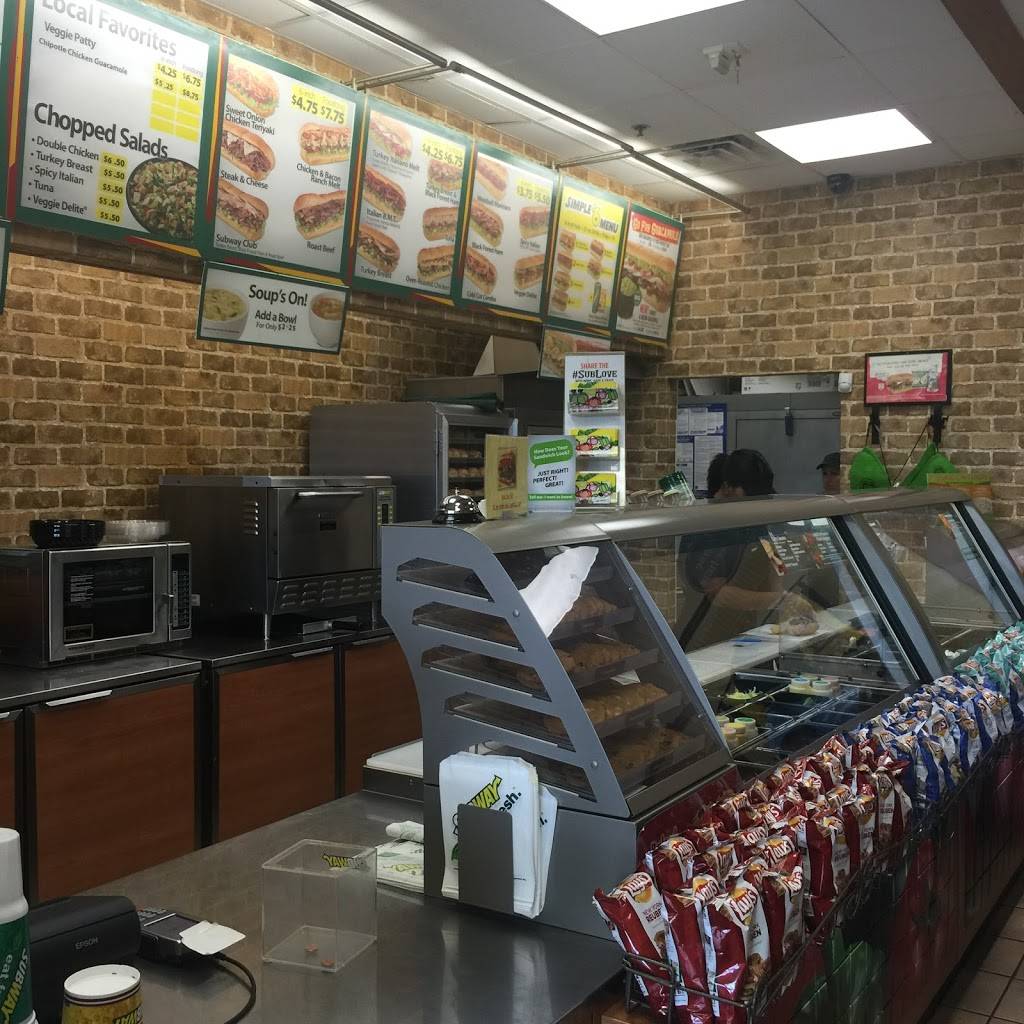 Subway | restaurant | 20131 SW 127th Ave, Miami, FL 33177, USA | 3059690149 OR +1 305-969-0149
