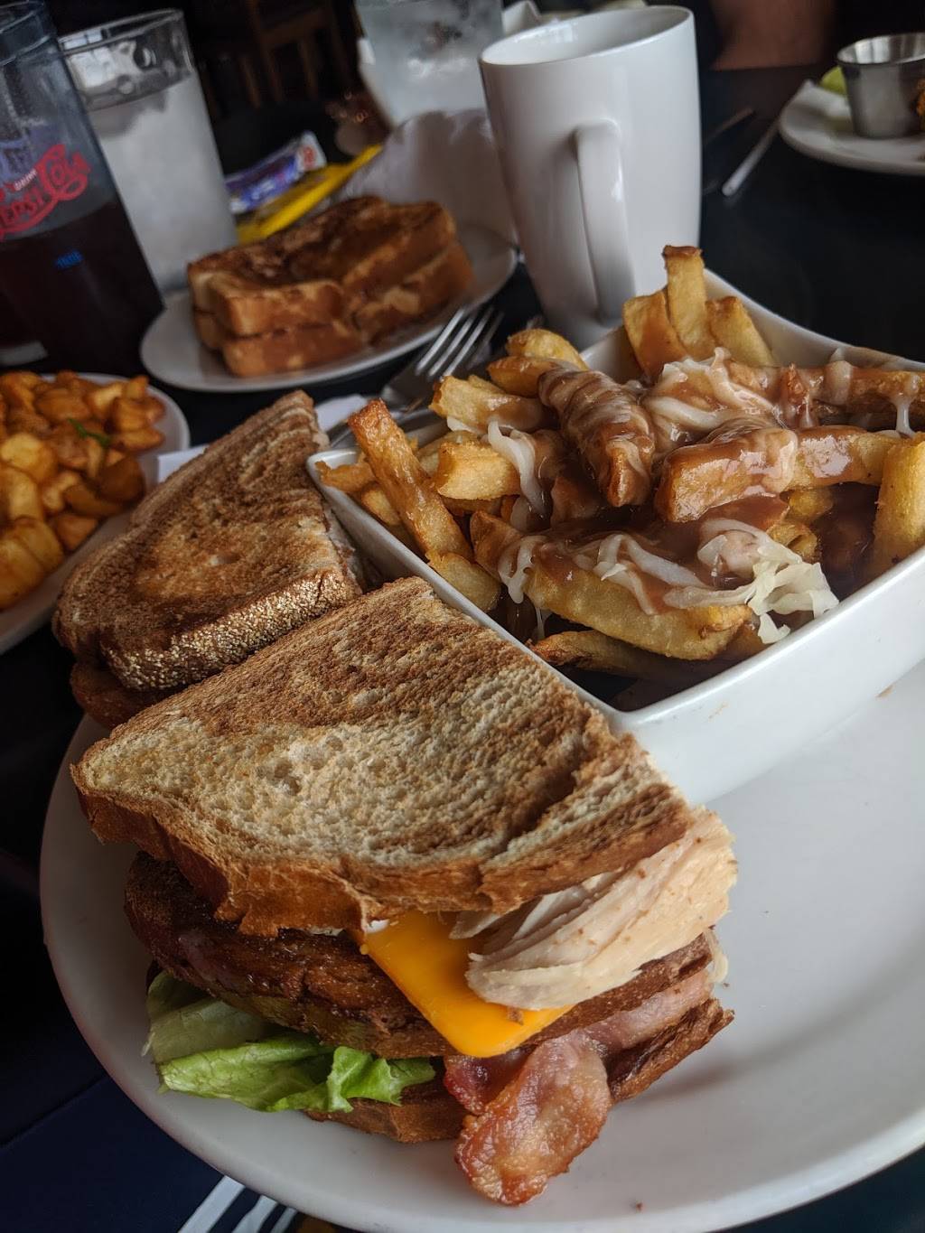 Rockford Restaurant | restaurant | 317757 Hwy 6&10, Owen Sound, ON N4K 5N6, Canada | 5193716588 OR +1 519-371-6588