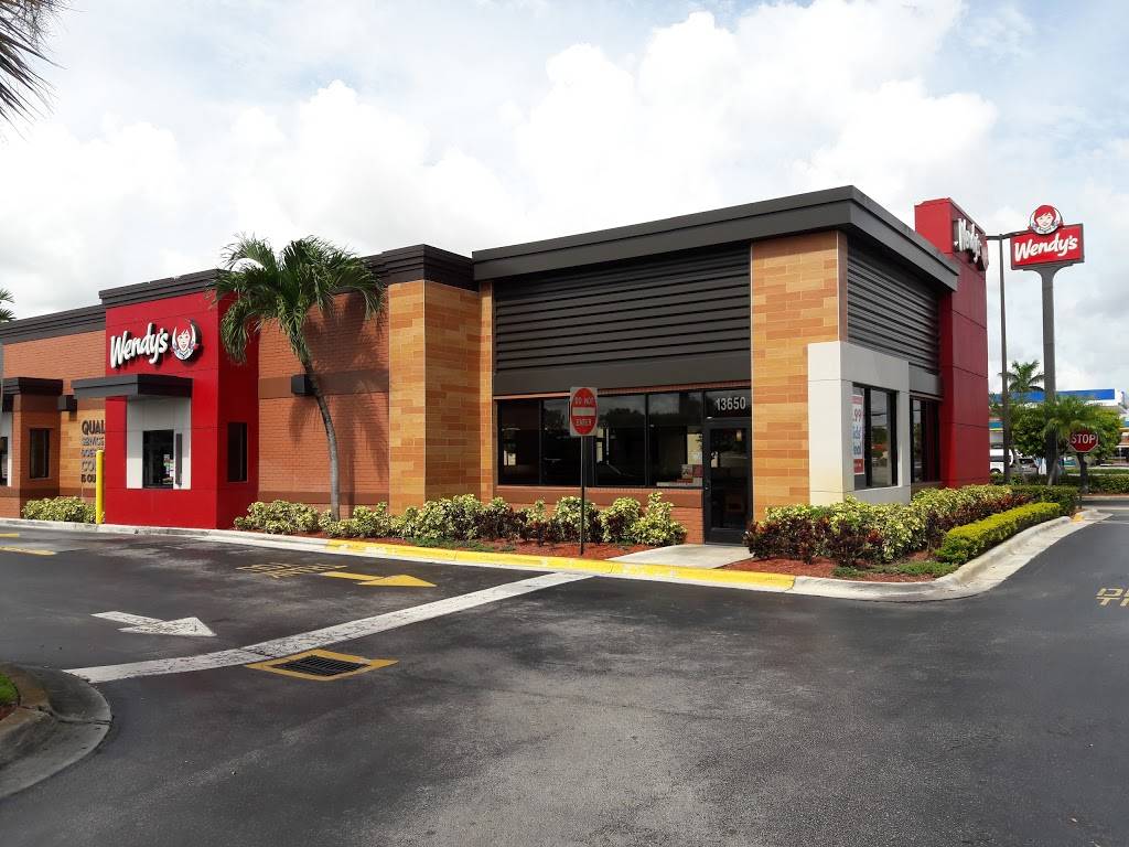 Wendys | restaurant | 13650 SW 26th St, Miami, FL 33175, USA | 3055549622 OR +1 305-554-9622