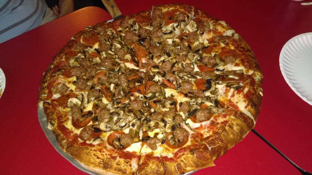 Michael Angelos Pizza | meal takeaway | 2467 S Euclid Ave, Ontario, CA 91762, USA | 9099845161 OR +1 909-984-5161