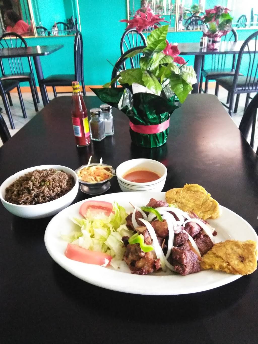 Notredame Restaurant | restaurant | 4859 N Dixie Hwy, Pompano Beach, FL 33064, USA | 9544214777 OR +1 954-421-4777