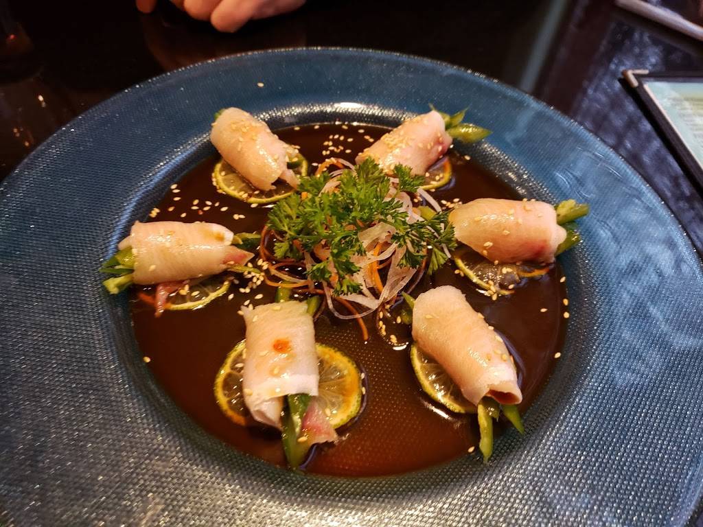 Sakura Japanese | restaurant | 8409 Chippewa Rd, Brecksville, OH 44141, USA | 4405263300 OR +1 440-526-3300