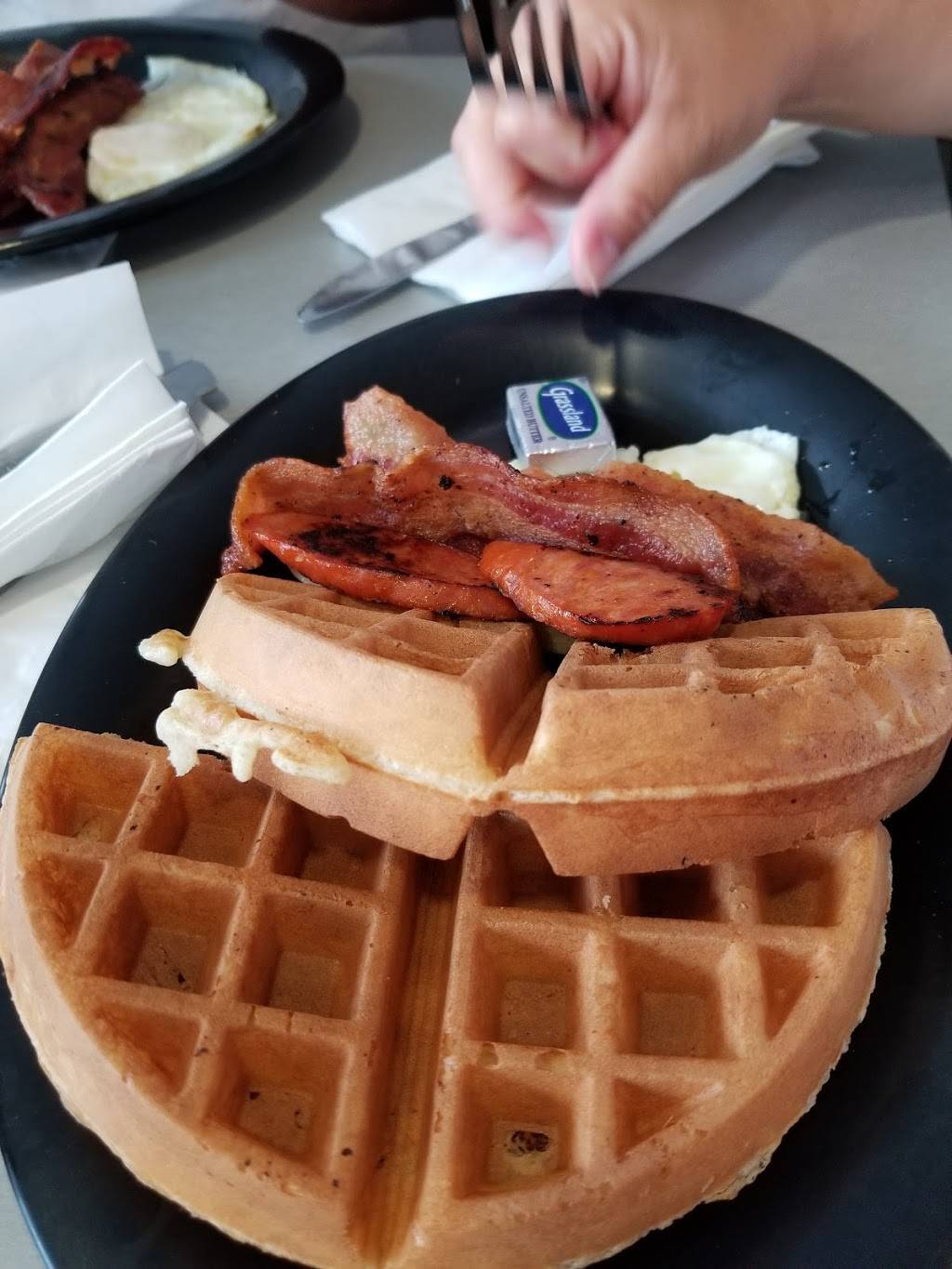 Rooster Cafe | cafe | 750 St Clair St, Costa Mesa, CA 92626, USA | 7147541944 OR +1 714-754-1944