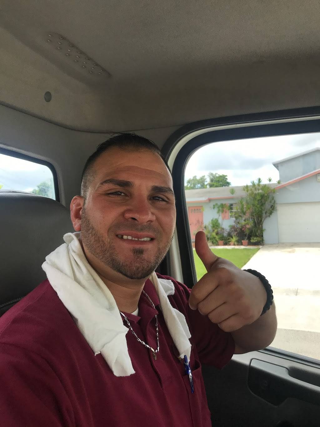 Derrys 2 | restaurant | 4486 W Hallandale Beach Blvd, Pembroke Park, FL 33023, USA | 9549879300 OR +1 954-987-9300