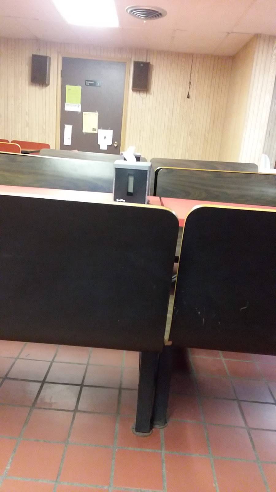 Jean-Os Pizzeria | restaurant | 5319 E Pleasant Valley Blvd, Tyrone, PA 16686, USA | 8146845730 OR +1 814-684-5730