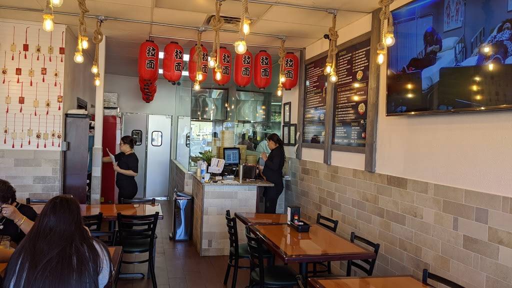 Noodles and Dumplings | restaurant | 4650 Woodrow Bean Transmountain, El Paso, TX 79924, USA | 9159266161 OR +1 915-926-6161