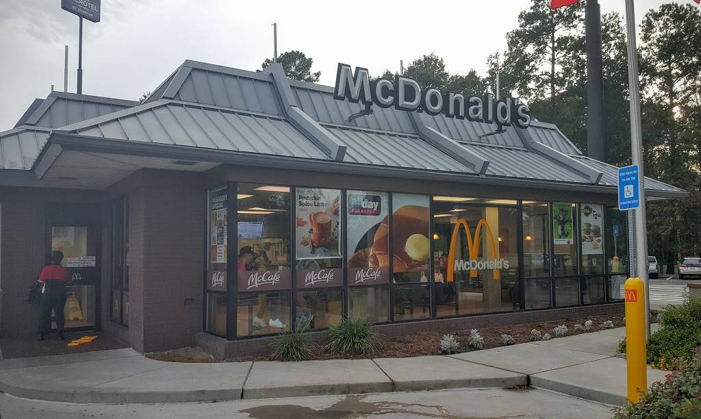 McDonalds | cafe | 903 US-80, Pooler, GA 31322, USA | 9127485441 OR +1 912-748-5441