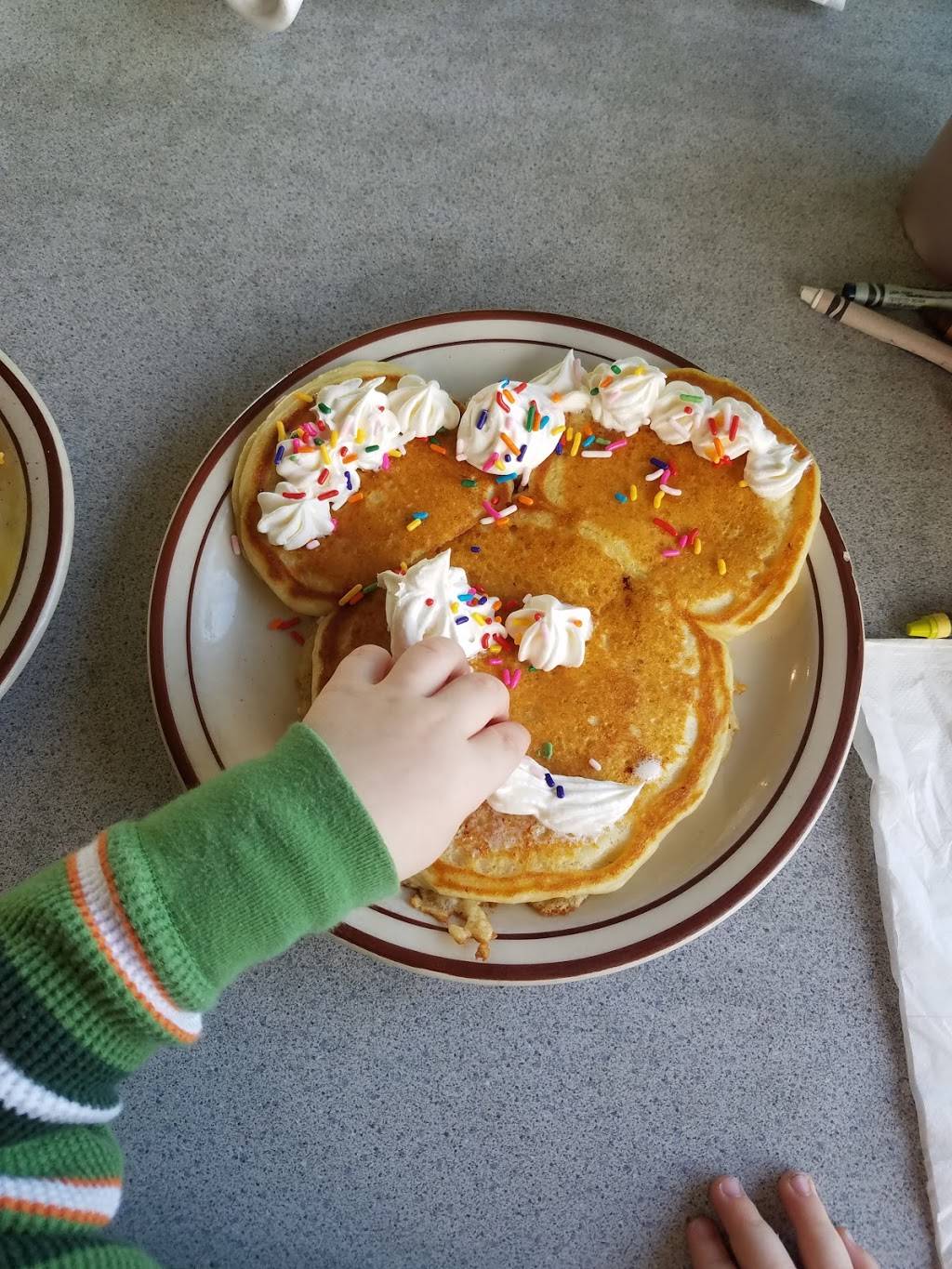 Breakwater Restaurant | restaurant | 1808 Lake Shore Dr E, Ashland, WI 54806, USA | 7156828388 OR +1 715-682-8388