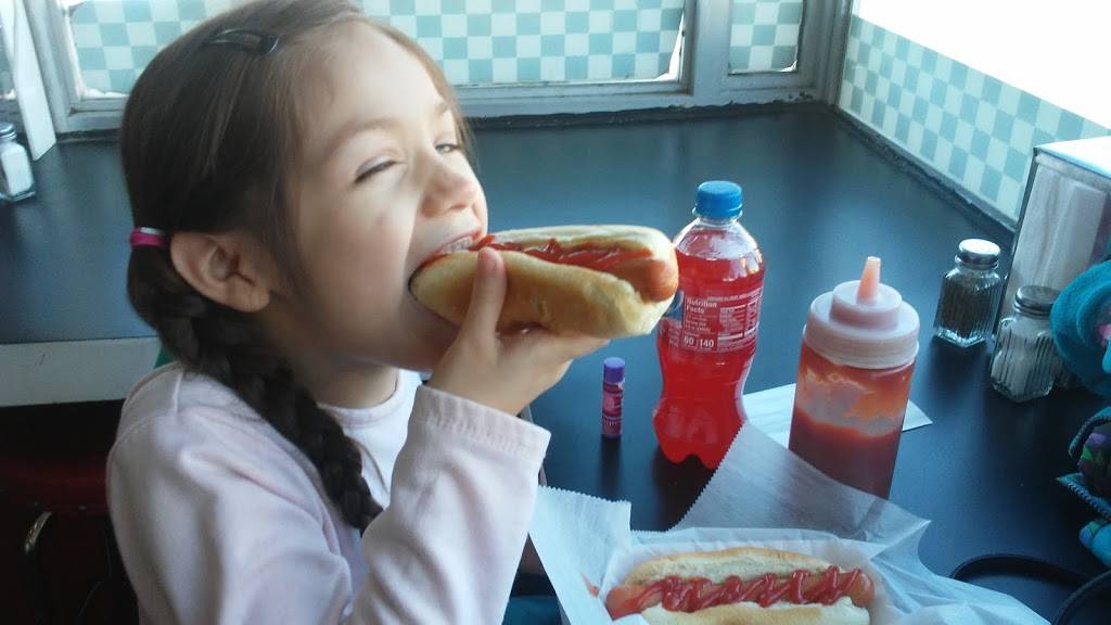 Mr Gs Hot Dog Connection | restaurant | 400 Bay St, Taunton, MA 02780, USA | 7744097962 OR +1 774-409-7962