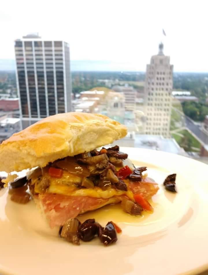 NOLA on 13 Bistro & Event Center | restaurant | 101 E Washington Blvd 13th floor, Fort Wayne, IN 46802, USA | 2604229734 OR +1 260-422-9734