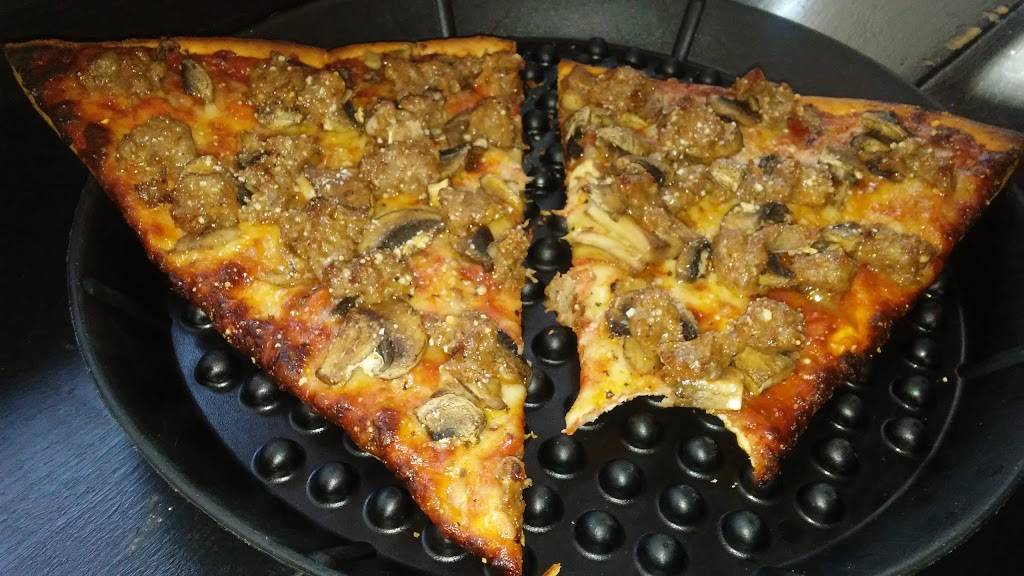 Windy City Pizza | restaurant | 401 W Atlantic Ave, Delray Beach, FL 33444, USA | 5612662811 OR +1 561-266-2811