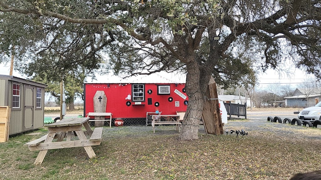 The Pit Stop | meal takeaway | 1209 N Center St, Sabinal, TX 78881, USA | 8309885003 OR +1 830-988-5003