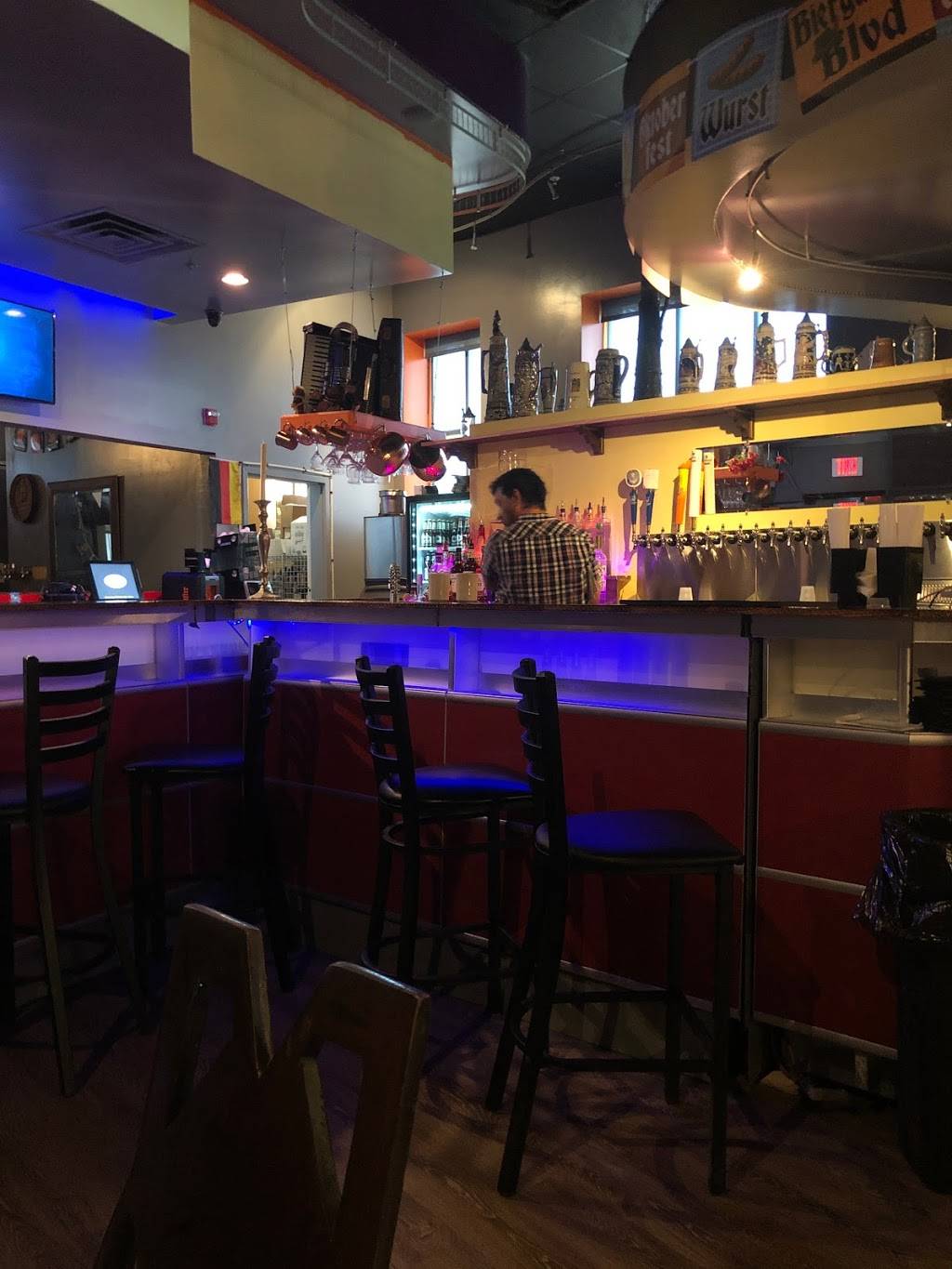 Village BierGarten | restaurant | 924 E New Haven Ave, Melbourne, FL 32901, USA | 3213455864 OR +1 321-345-5864