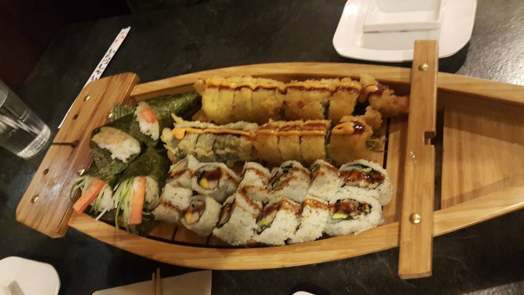 Sushi Jade | restaurant | 992 University Ave W, Windsor, ON N9A 5S2, Canada | 5199920216 OR +1 519-992-0216