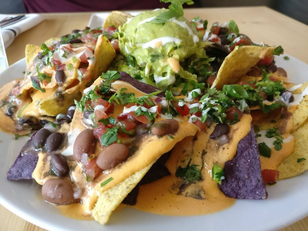 Pure Food and Juice | restaurant | Center 1 3524, S Peoria Ave, Tulsa, OK 74105, USA | 9183928090 OR +1 918-392-8090