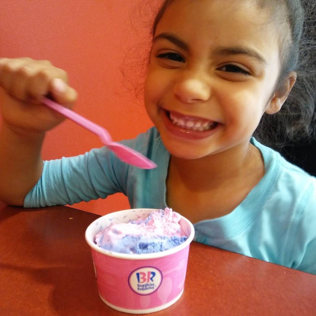 Dunkin | cafe | 916 Northwest Hwy, Fox River Grove, IL 60021, USA | 8476391995 OR +1 847-639-1995