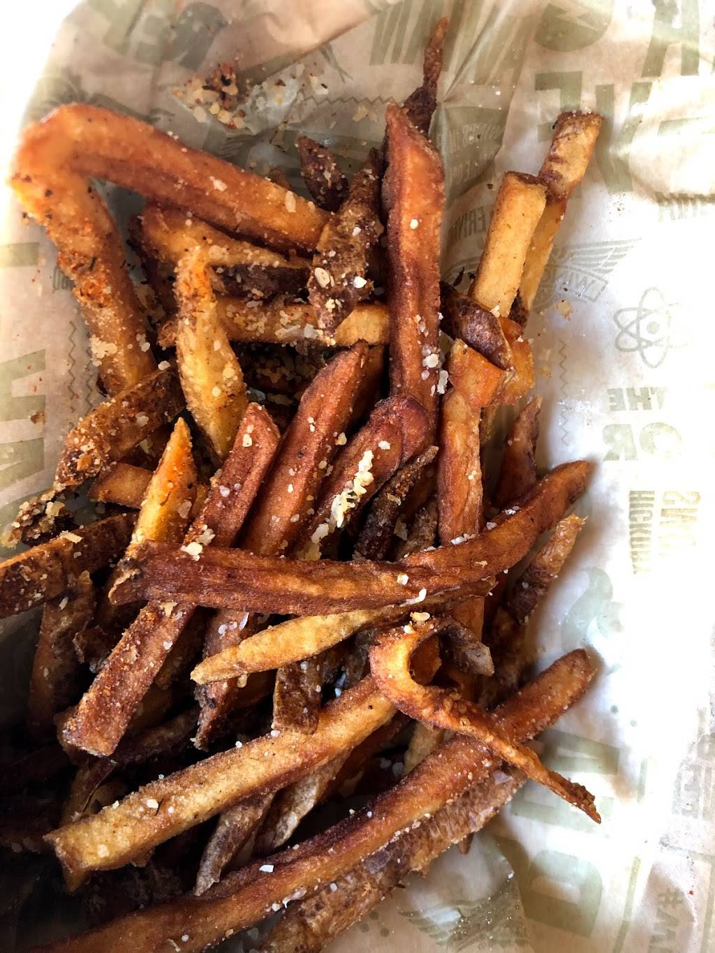 Wingstop | restaurant | 1598 E Highland Ave, San Bernardino, CA 92404, USA | 9092527765 OR +1 909-252-7765