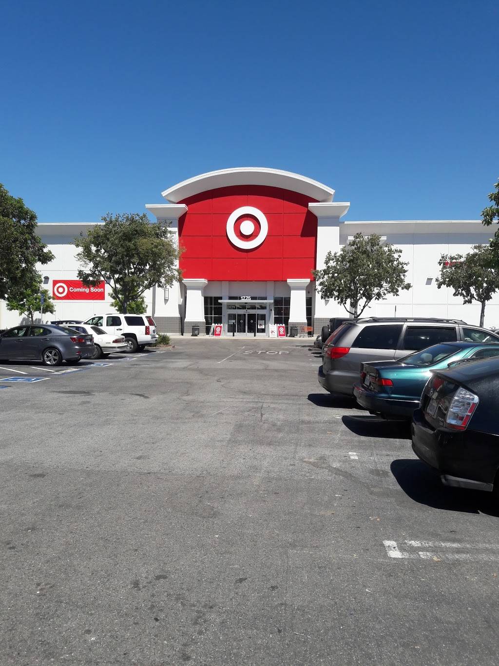 Gateway 101 | shopping mall | 1771 E Bayshore Rd, East Palo Alto, CA 94303, USA | 9252791800 OR +1 925-279-1800