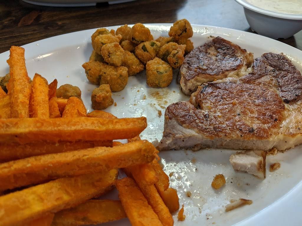 Country Barn Cafe | restaurant | 575 S Wickham Rd st g, Melbourne, FL 32904, USA | 3218373725 OR +1 321-837-3725