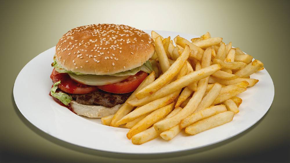 Shelias Bar & Grille | restaurant | 6510 Lansing Ave, Cleveland, OH 44105, USA | 2164102715 OR +1 216-410-2715