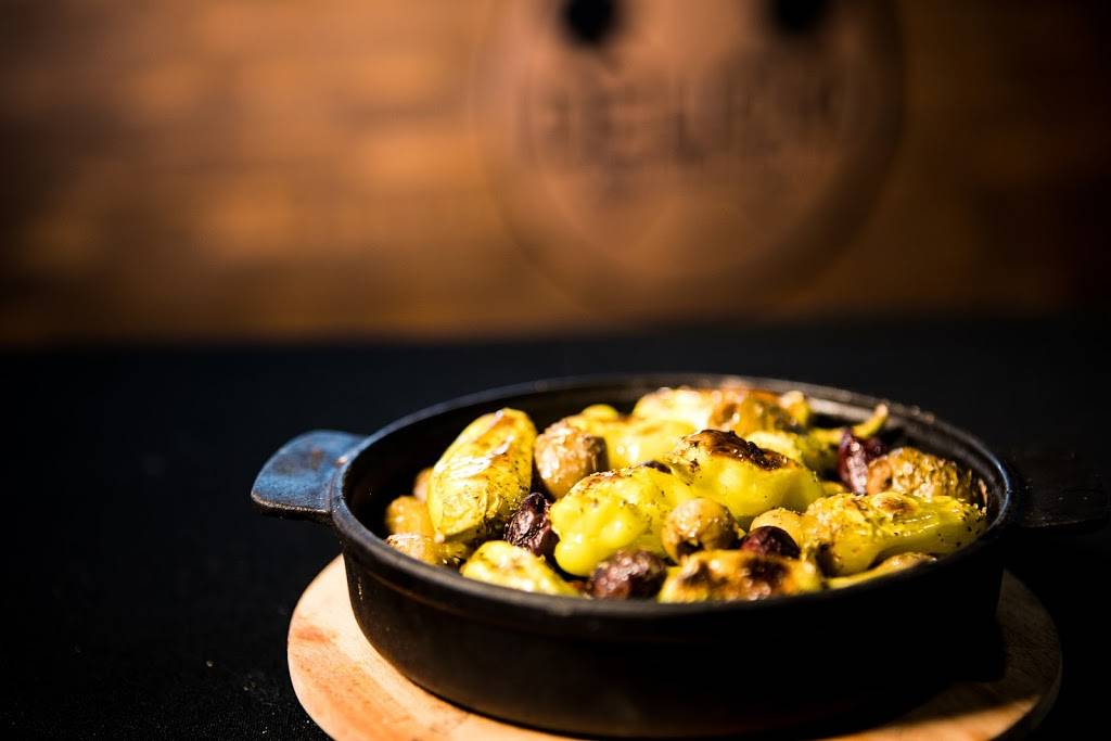 Delicio Coal Fired Pizza @ Hoppin Vines | restaurant | 8150 Montgomery Rd, Madeira, OH 45243, USA | 5137922625 OR +1 513-792-2625