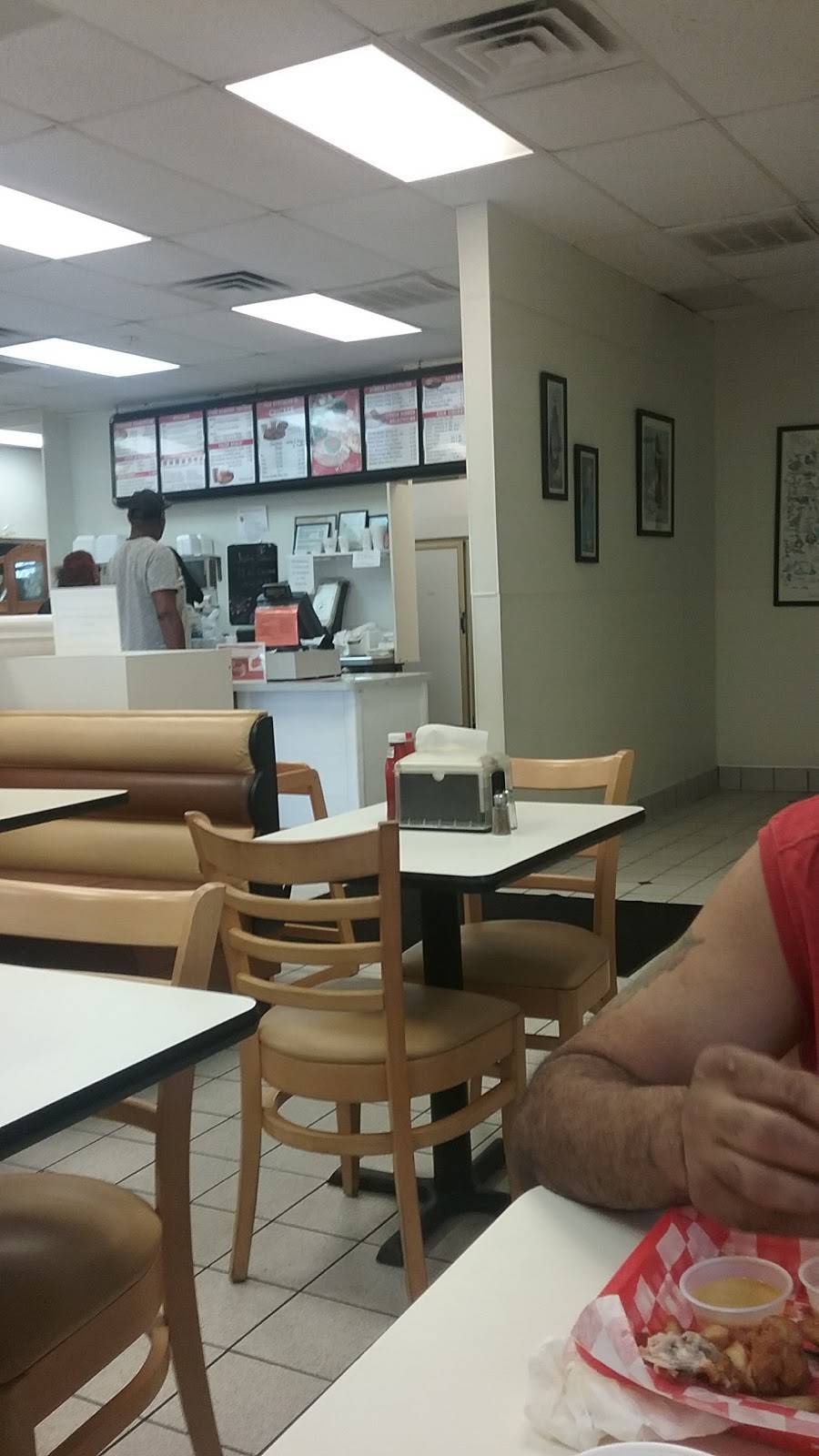 Pollards Chicken | restaurant | 405 S Witchduck Rd, Virginia Beach, VA 23462, USA | 7575199000 OR +1 757-519-9000