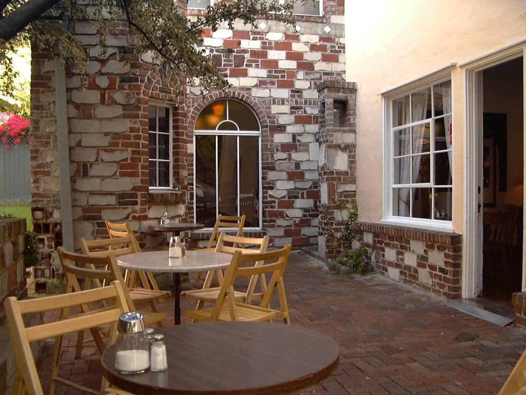 Le Bateau Ivre | cafe | 2629 Telegraph Ave, Berkeley, CA 94704, USA | 5108491100 OR +1 510-849-1100