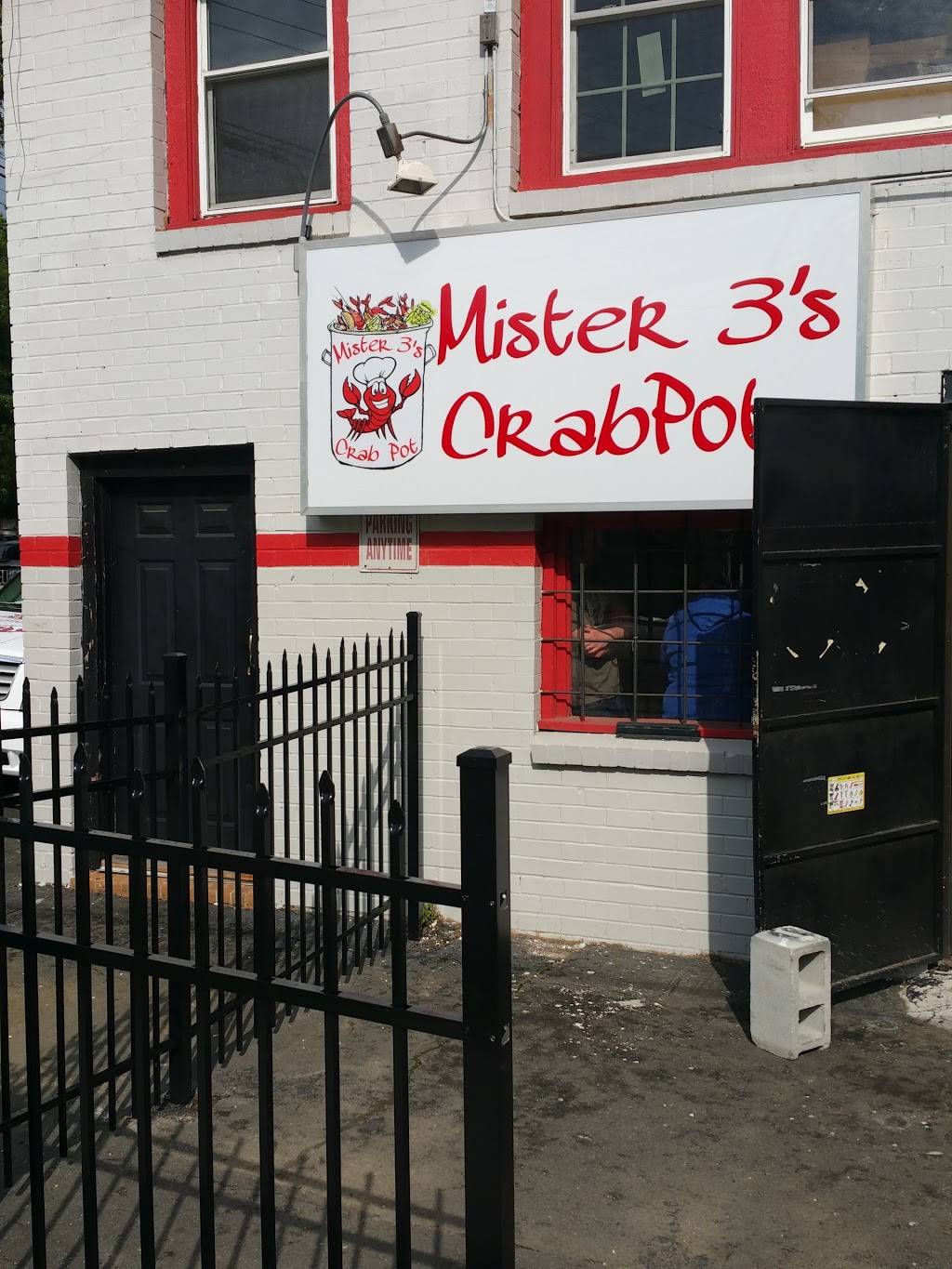 Mr 3s Crab Pot | restaurant | 401 Bradford Dr, Charlotte, NC 28208, USA | 9802371626 OR +1 980-237-1626