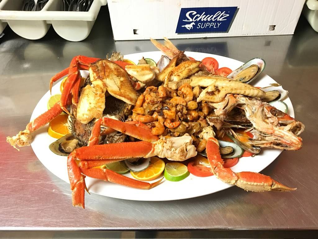 Marisqueria Los Cabos | restaurant | 3355 N Central Ave, Chicago, IL 60634, USA | 7734819074 OR +1 773-481-9074