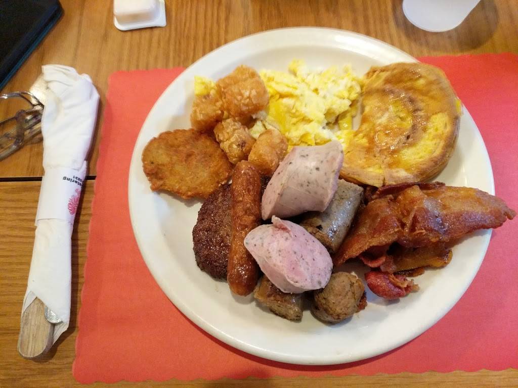 Krzysiaks House Restaurant | restaurant | 1605 Michigan Ave, Bay City, MI 48708, USA | 9898945531 OR +1 989-894-5531