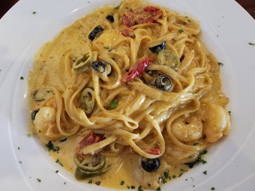 Tuccis | restaurant | 1560 IL-50, Bourbonnais, IL 60914, USA | 8159291875 OR +1 815-929-1875