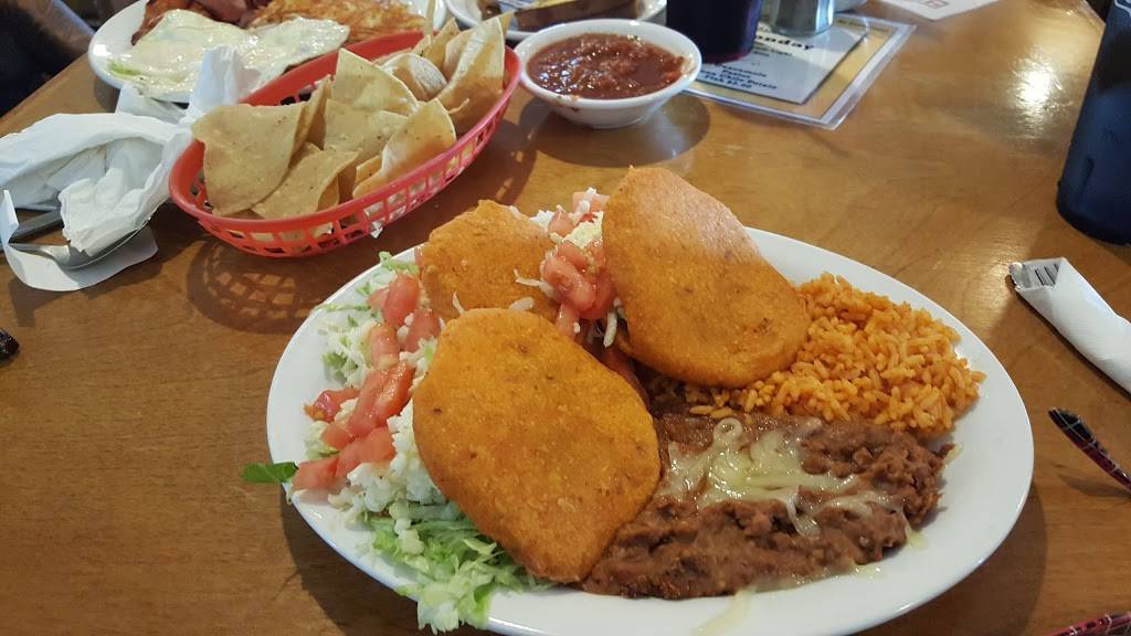 Riviera Restaurant | restaurant | 5218 Doniphan Dr, El Paso, TX 79932, USA | 9155841542 OR +1 915-584-1542