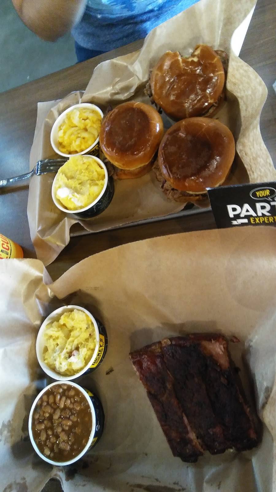 Dickeys Barbecue Pit | restaurant | 2063 Rancho Valley Dr, Pomona, CA 91766, USA | 9097841778 OR +1 909-784-1778
