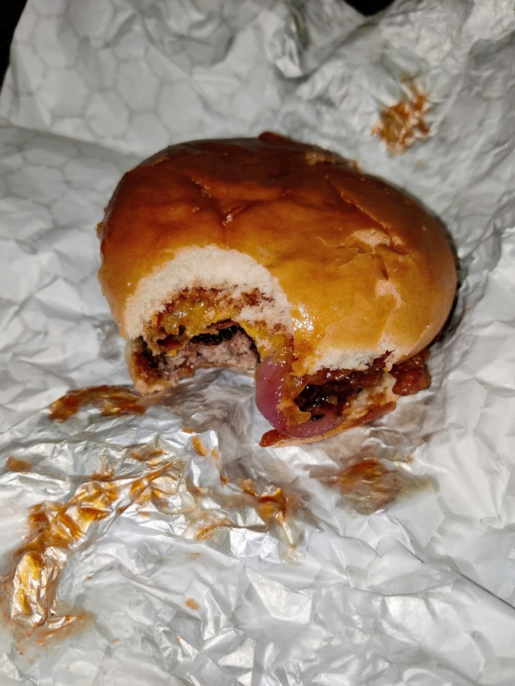 Noisy Burger | restaurant | 301 W 29th St, Baltimore, MD 21211, USA | 4436811906 OR +1 443-681-1906