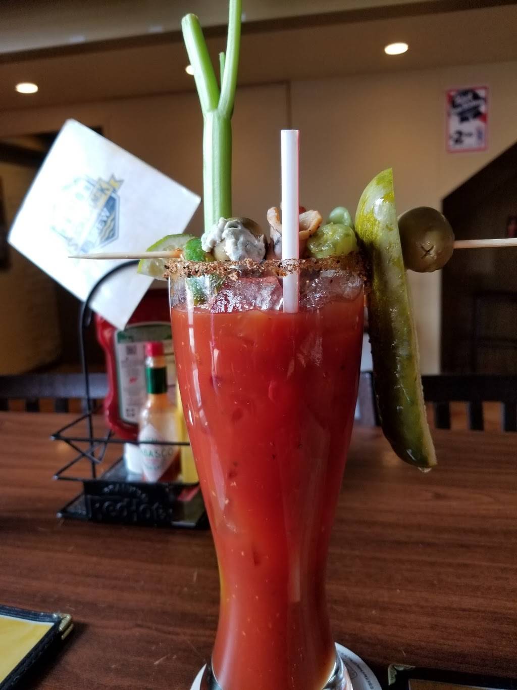 The Smokestack Brew | restaurant | 100 N Center St, Mishawaka, IN 46544, USA | 5745201060 OR +1 574-520-1060