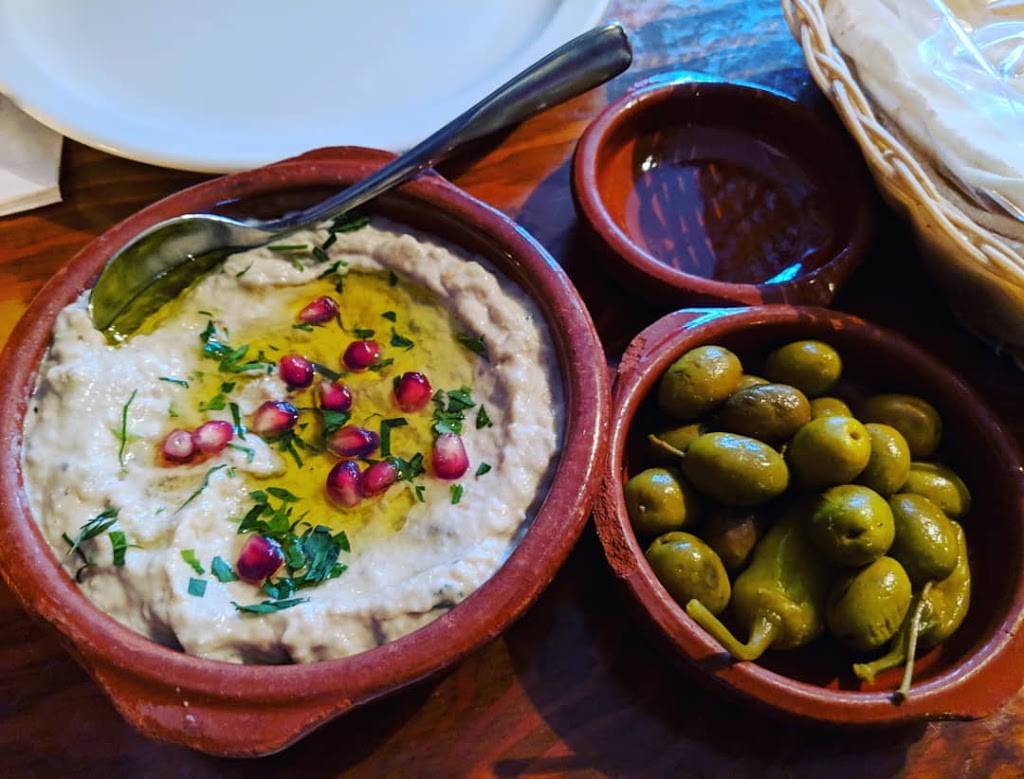 KazaMaza | restaurant | 4629 Av du Parc, Montréal, QC H2V 4E4, Canada | 5148446292 OR +1 514-844-6292