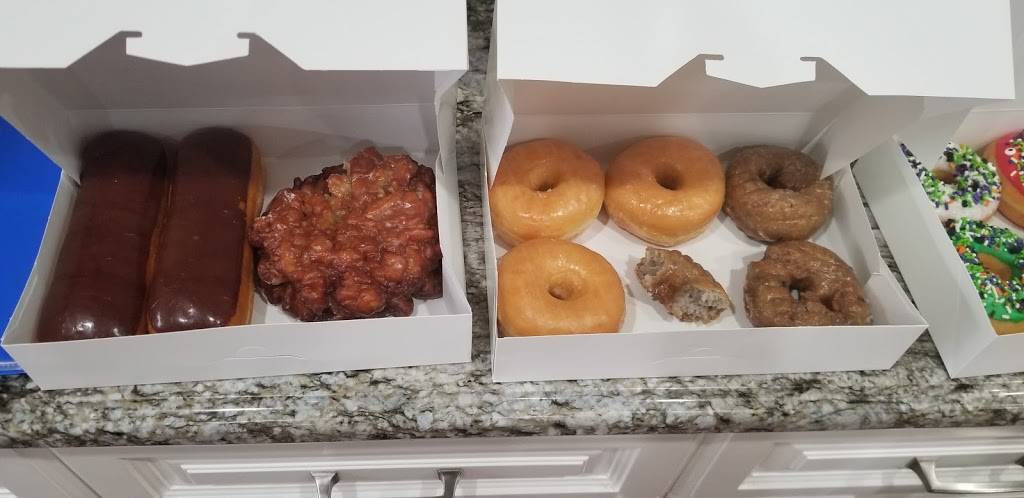 Linda Donuts | restaurant | 3645 A FM646, Santa Fe, TX 77510, USA | 4099275039 OR +1 409-927-5039