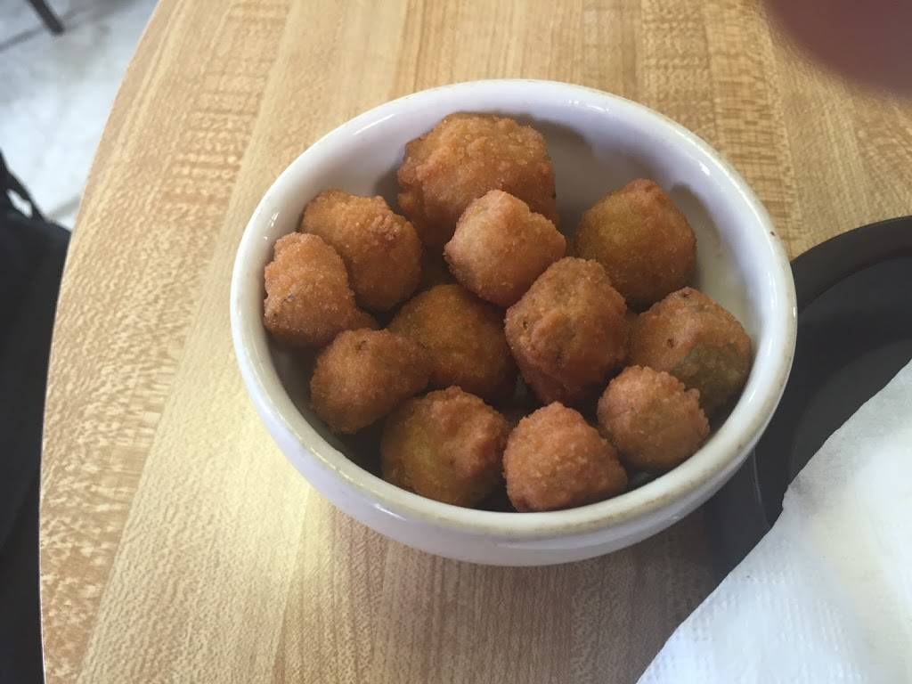 Macs Bar-B-Que | restaurant | 3933 Main St, Dallas, TX 75226, USA | 2148230731 OR +1 214-823-0731