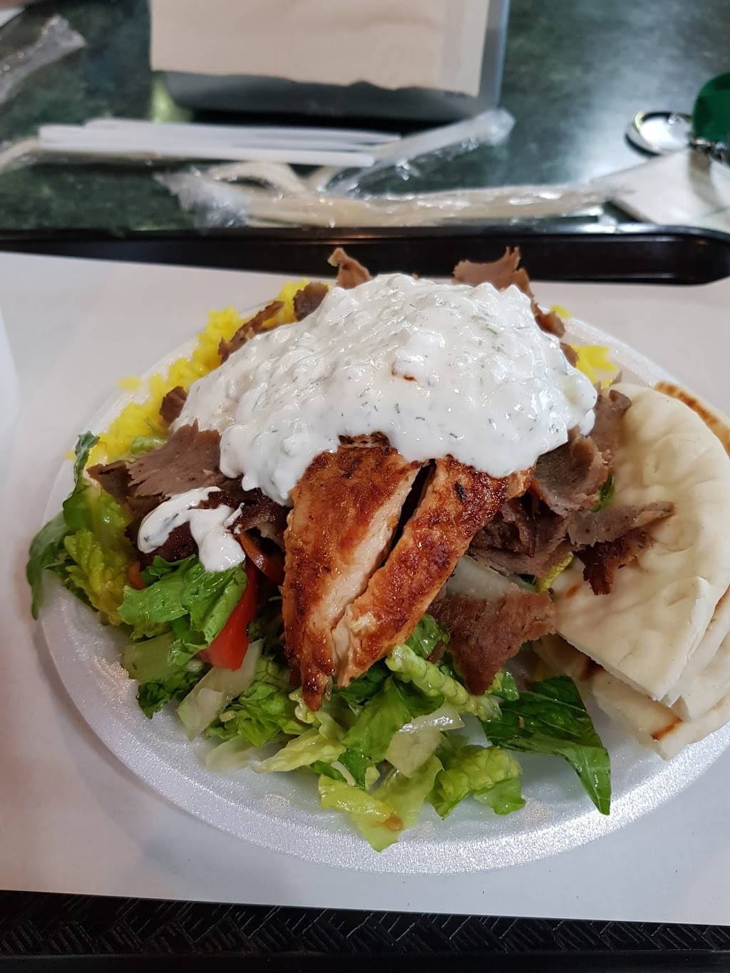 Chicago Style Gyros | restaurant | 348 Harding Pl, Nashville, TN 37211, USA | 6158348500 OR +1 615-834-8500