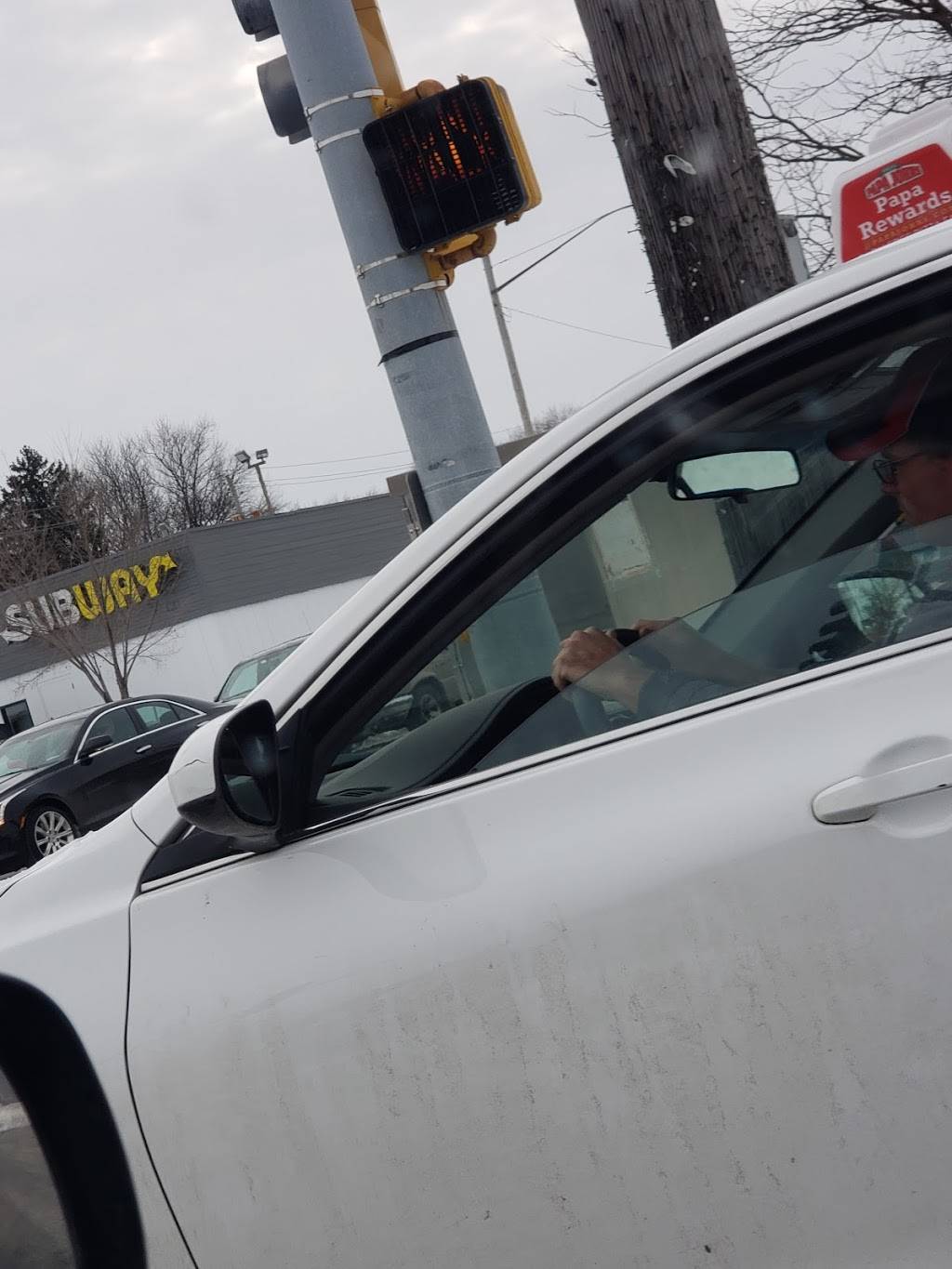 Papa Johns Pizza | restaurant | 150 19th Ave, Moline, IL 61265, USA | 3097367722 OR +1 309-736-7722