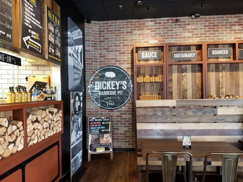 Dickeys Barbecue Pit | restaurant | 1725 Northpark Blvd W, San Bernardino, CA 92407, USA | 9094737393 OR +1 909-473-7393