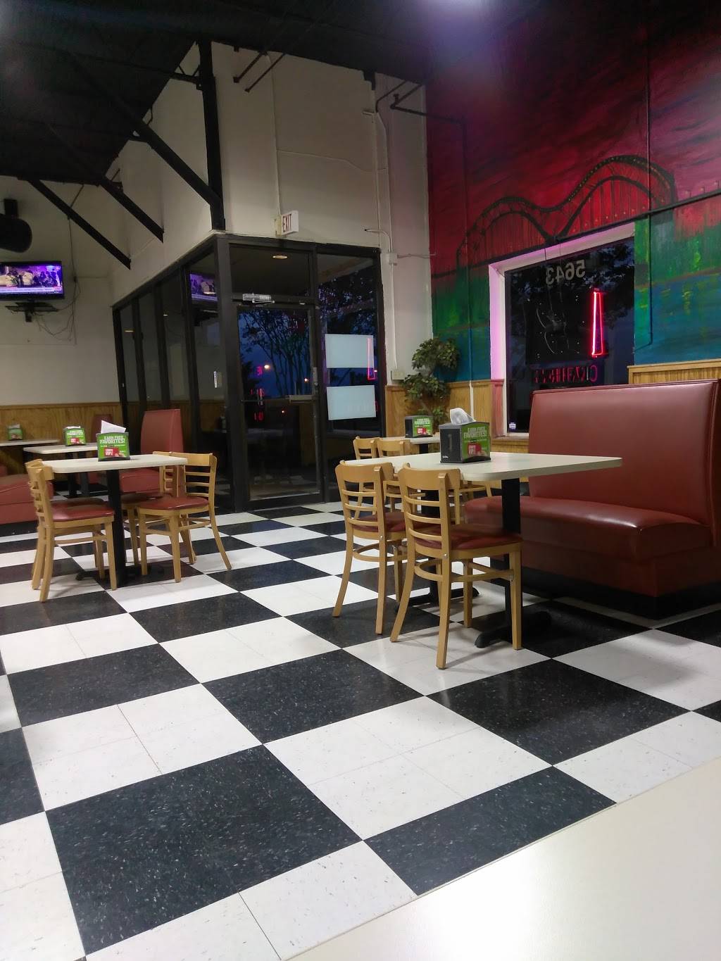 Lennys Grill & Subs | meal takeaway | 5643 E Shelby Dr, Memphis, TN 38141, USA | 9013678870 OR +1 901-367-8870