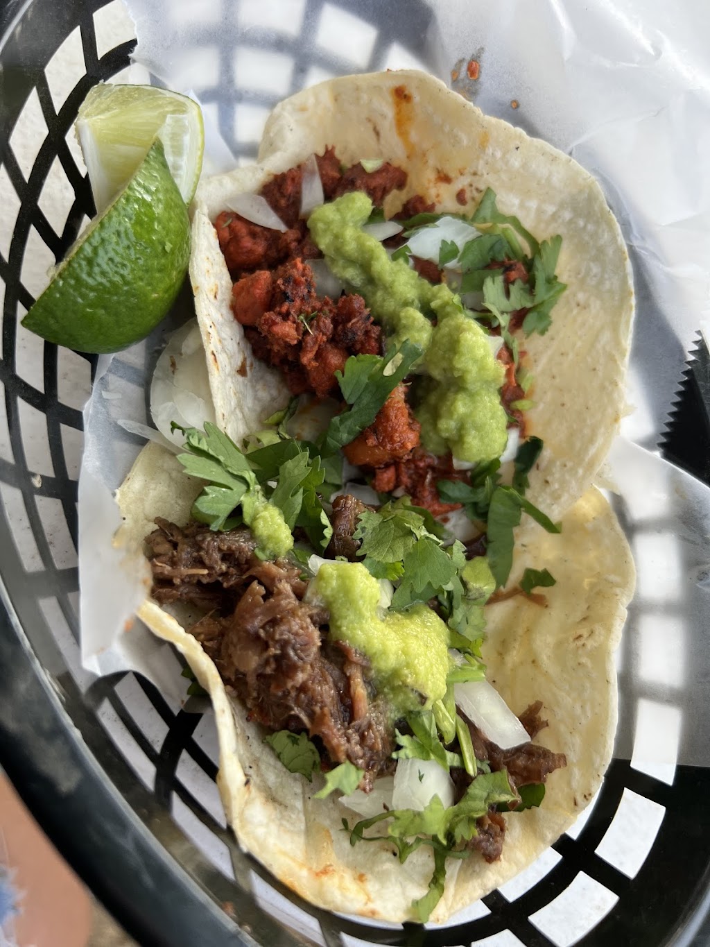 Pacheco Taco N Burger | restaurant | 2811 Sandy Ln, Grand Prairie, TX 75050, USA | 4693155550 OR +1 469-315-5550