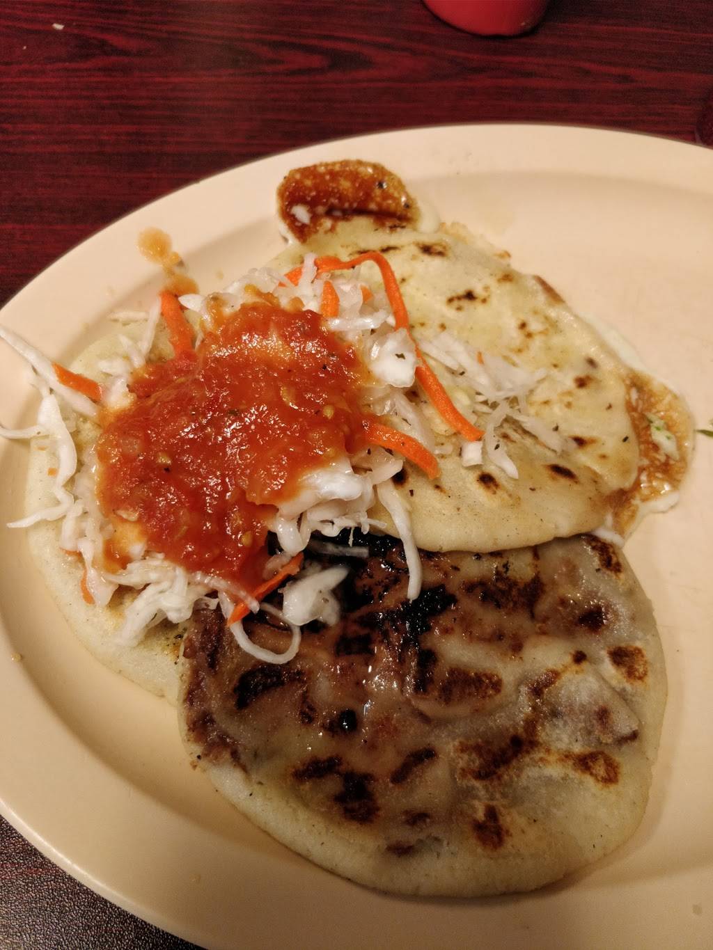 La Casita Salvadoreña | restaurant | 1319 E Commercial Blvd, Oakland Park, FL 33334, USA | 9543068784 OR +1 954-306-8784