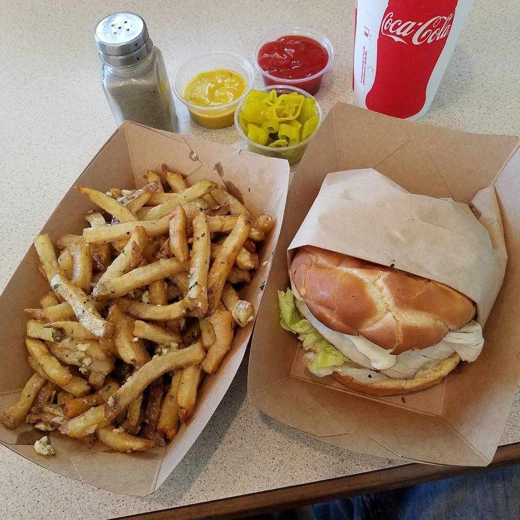 Cafe 152 Burger Company | restaurant | 8401 Church St, Gilroy, CA 95020, USA | 4087672055 OR +1 408-767-2055