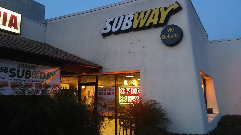 Subway Restaurants | restaurant | 1701 E McFadden Ave, Santa Ana, CA 92705, USA | 7145690505 OR +1 714-569-0505