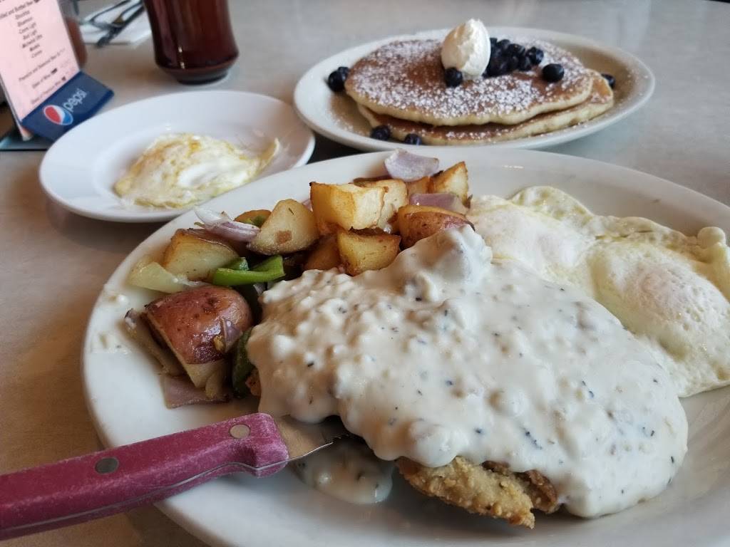 Georgias original Bun & Burger | restaurant | 180 E Rowland St, Covina, CA 91723, USA | 6269152016 OR +1 626-915-2016